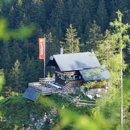 ALPIN-PICs im Juli: Fotowettbewerb "Meine liebste Hütte"