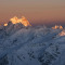 Sonnenuntergang im Kaukasus-Gebirge