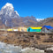 Kleiner Fluss vor dem Ama Dablam Base Camp