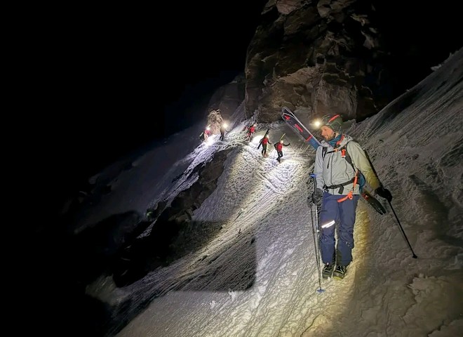<p>Die Bergrettung Rauris auf dem Weg zum Unfallort. </p>