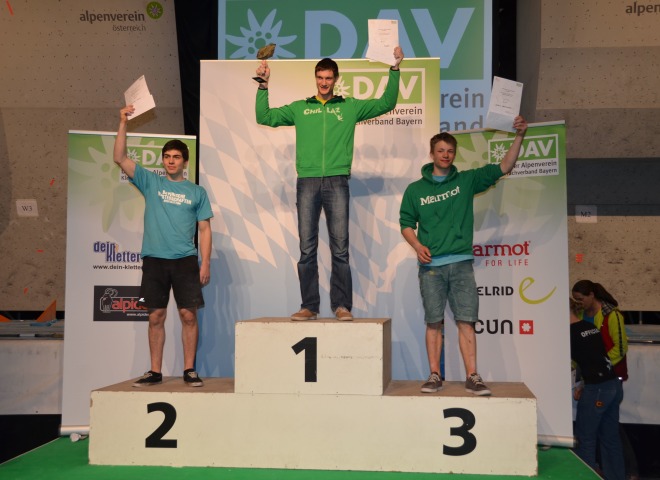 Stefan Danker aus Landshut ist Bayerischer Bouldermeister. Überraschungs-Zweiter wurde Michael Ulrich aus Augsburg. Auf dem dritten Platz landete der erst 15-jährige Moritz Perwitzschky. 