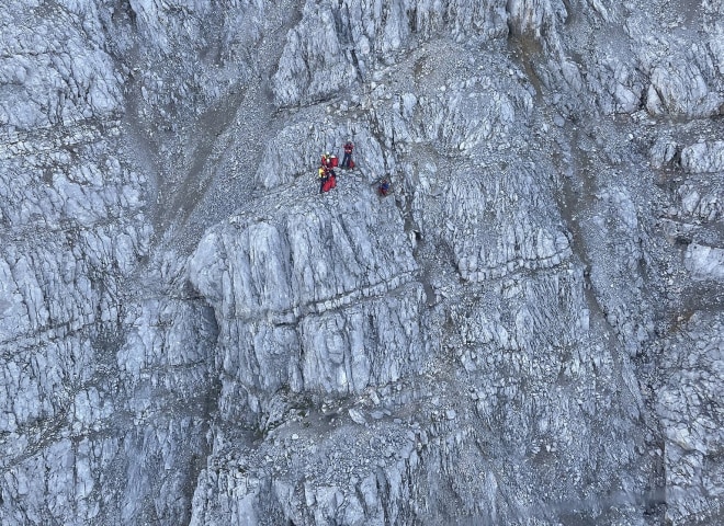 <p>Bild vom Rettungseinsatz in der Ostwand. </p>