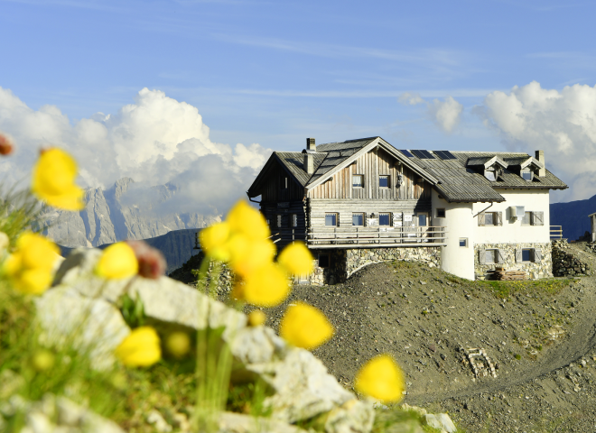 <p>Die Berg­vagabundenhütte</p>