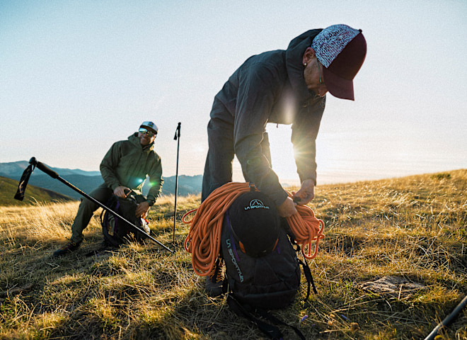 <p>Mit dem Challenger 28 präsentiert La Sportiva einen äußerst durchdachten Rucksack für anspruchsvolle Einsätze am Berg</p>
