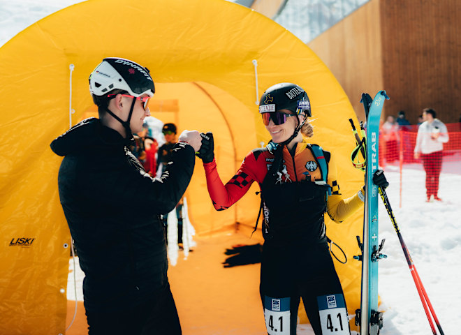 <p>Bei der Skimo-EM in Aserbaidschan: Finn Hösch und Tatjana Paller.</p>