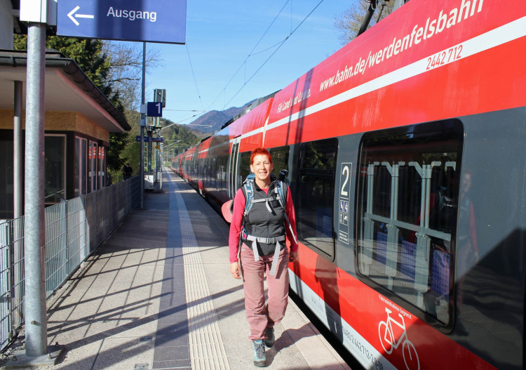 Am Bahnhof Eschenlohe