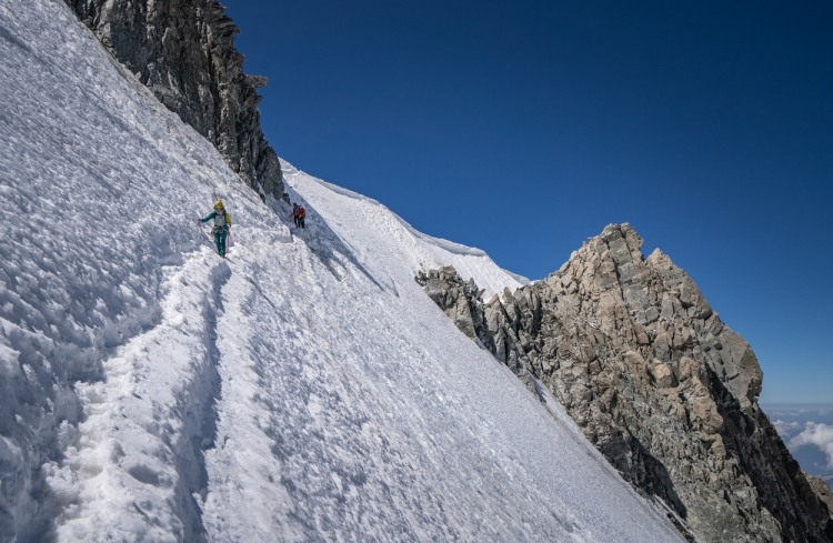 Abstieg durch die Flanke des Mont Maudit