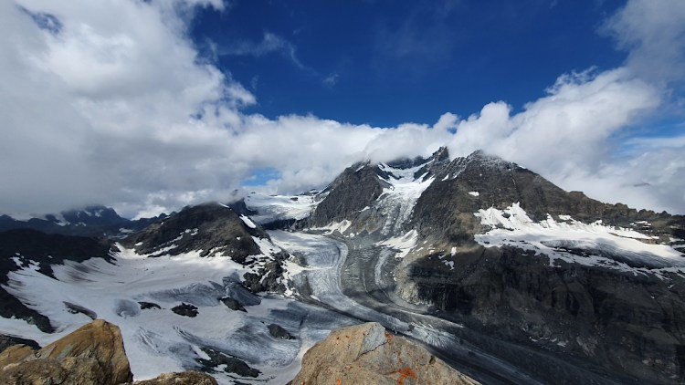 Beste Sicht auf den Grand Combin vom Gipfel des Mont Avril