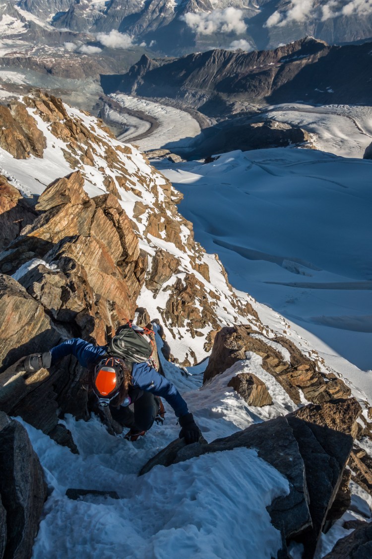 <p>Ein Bergsteiger kurz unter dem Gipfel der Dufourspitze.</p>