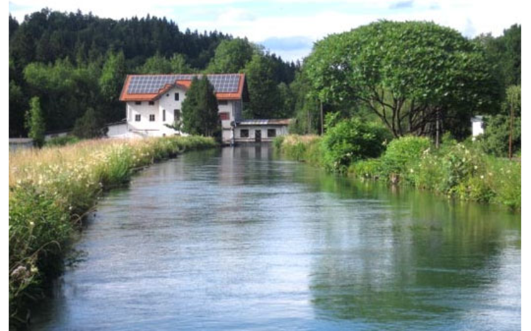 Wasserkraftwerk bei Miesbach – zum Ausbau der Wasserkraft in Bayern werden aktuell vielerorts neue Kleinwasserkraftwerke geplant (Foto: DAV / Rolf Renner).