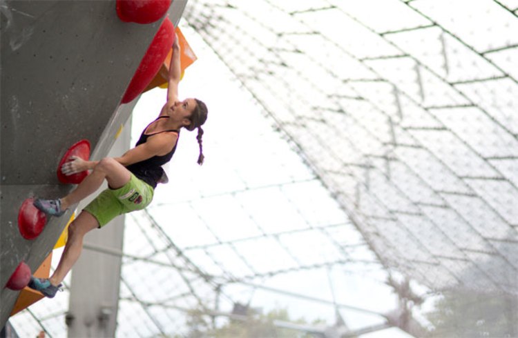 Toller Erfolg: Juliane Wurm greift sich den Weltmeistertitel (Foto: DAV / Nico Altmeier)