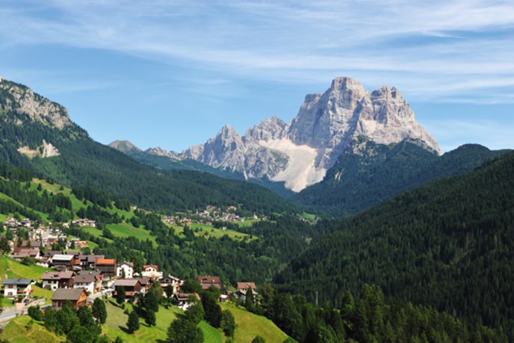 Der Blick auf den Monte Pelmo aus dem Val Fiorentina.