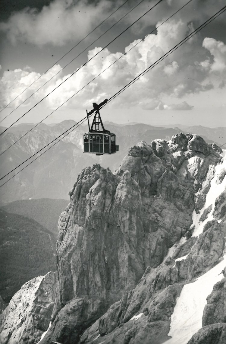 <p>Die erste Kabine im Jahr 1926.</p>