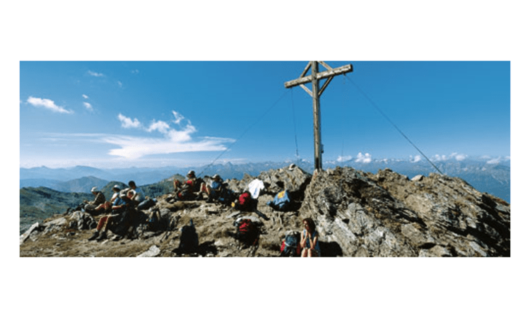 Ein klarer Spätsommertag in den Tuxer Alpen