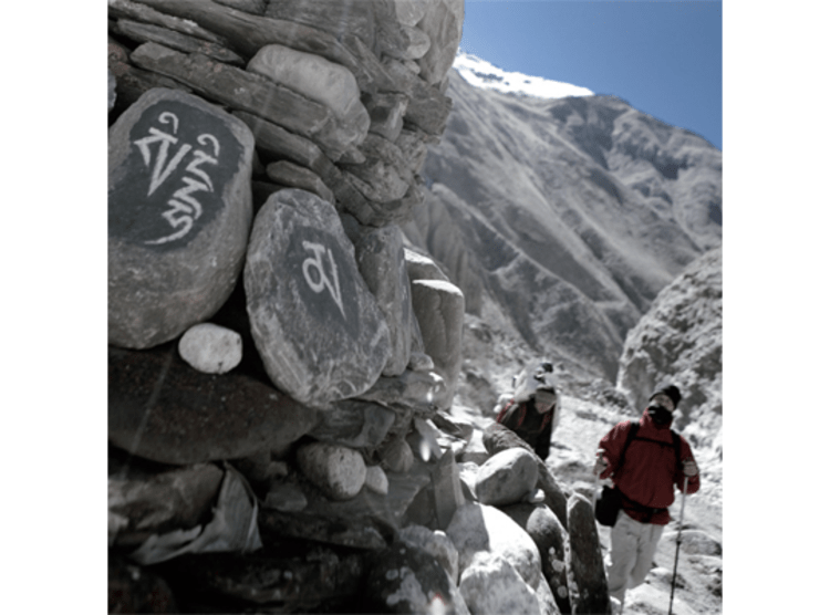 ALPIN Bilderreise: Im unbekannten Nepal.