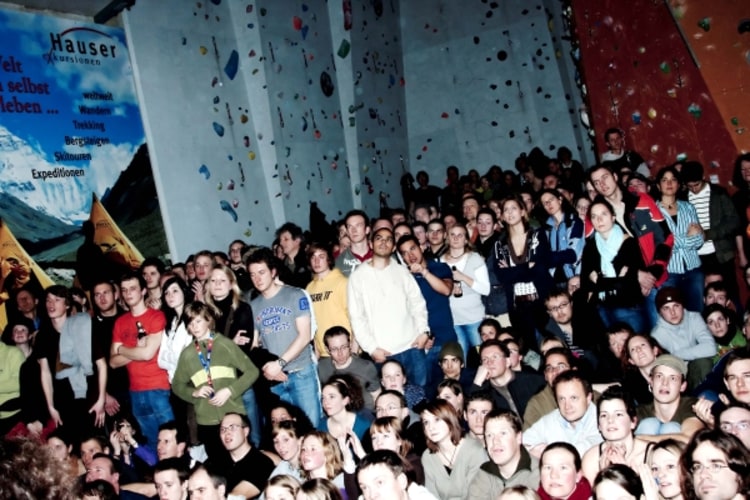 Gefüllt bis auf den letzten Platz: Das DAV-Kletterzentrum Gilching.