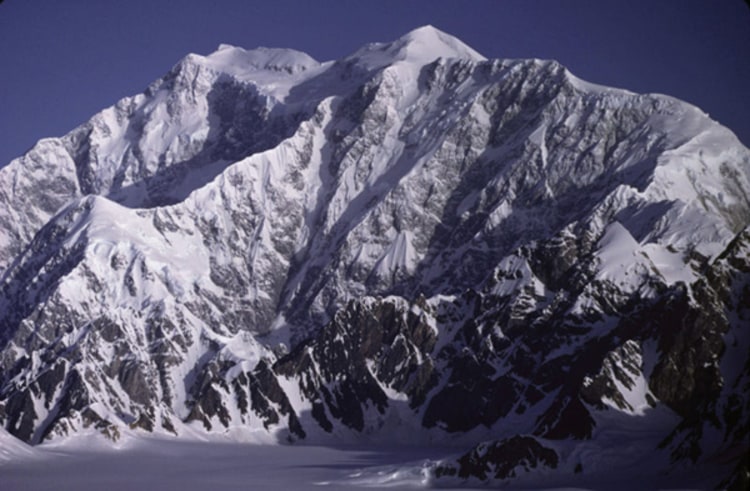 Mount Logan: Der mit 5959 Metern zweithöchtse Berg Nordamerikas (Foto: worldatlas).