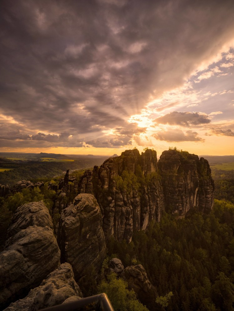 <p>Schrammsteinaussicht im Elbsandsteingebirge.</p>