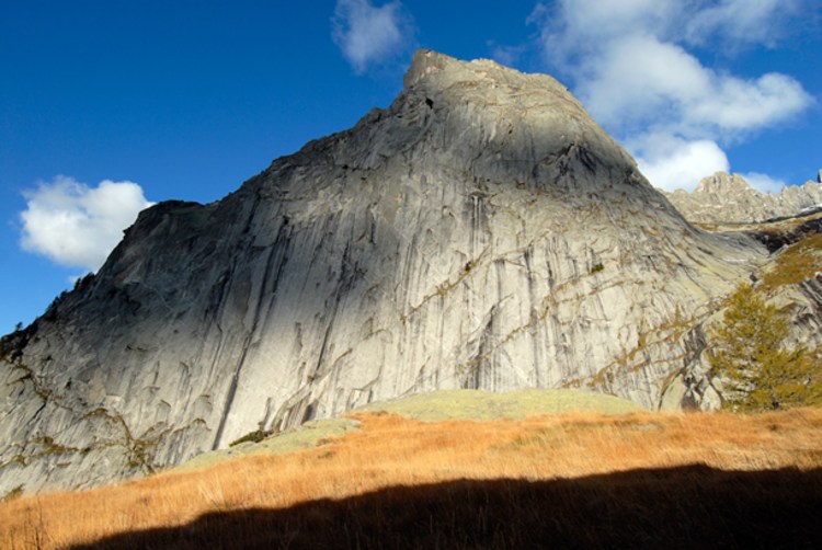 Granitmonster: Der Monte Qualido in Val di Mello (Foto: The North Face / Richard Felderer).