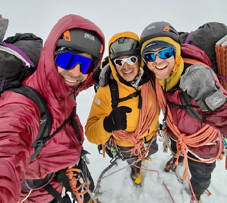 <p>Das Trio am Gipfel.</p>