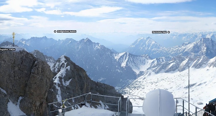 <p>Aktueller Blick (05.05.) vom Gipfel der Zugspitze. Deutlich ist zu sehen, wie viel Schnee noch liegt.</p>