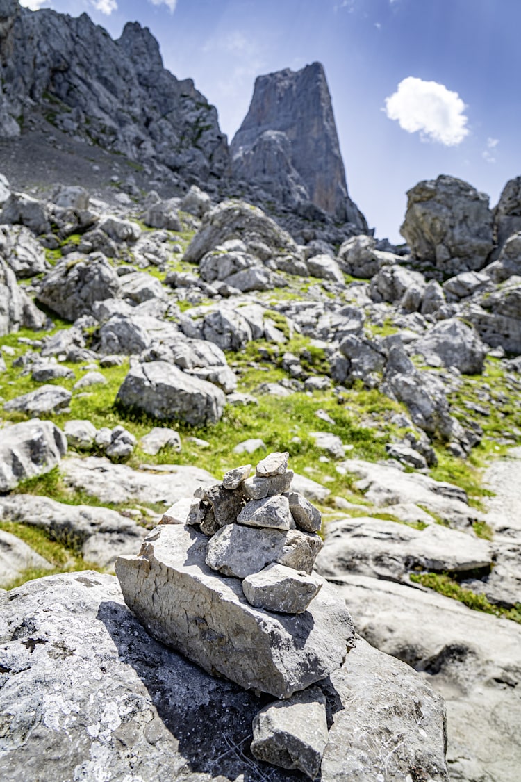 <p>Aufstieg zum Picu Urriellu, dem markantesten Berg der Picos de Europa.</p>