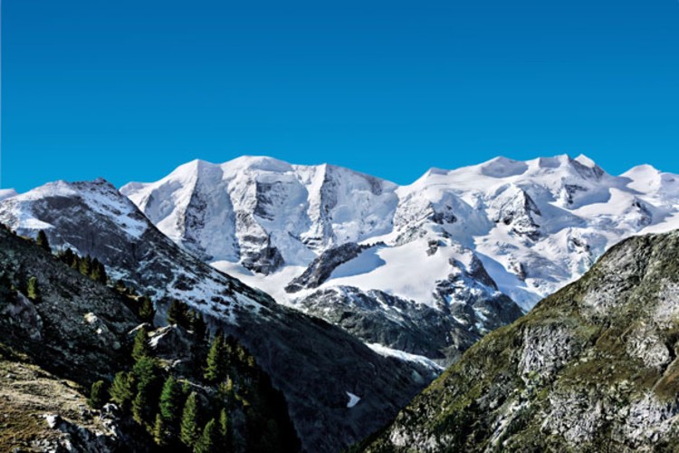 Engadin St. Moritz: Blick auf Piz Palue, Bellavista und Morteratschgletscher (© Engadin St. Moritz By-line: swiss-image.ch/Christof Sonderegger)
