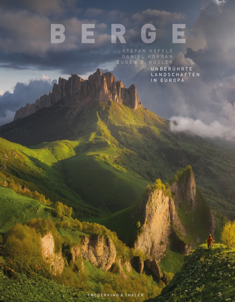<p>Unser Buch des Monats: Berge - Unberührte Landschaften in Europa. Von den Mittelgebirgen über die Alpen bis zum Kaukasus.</p>
