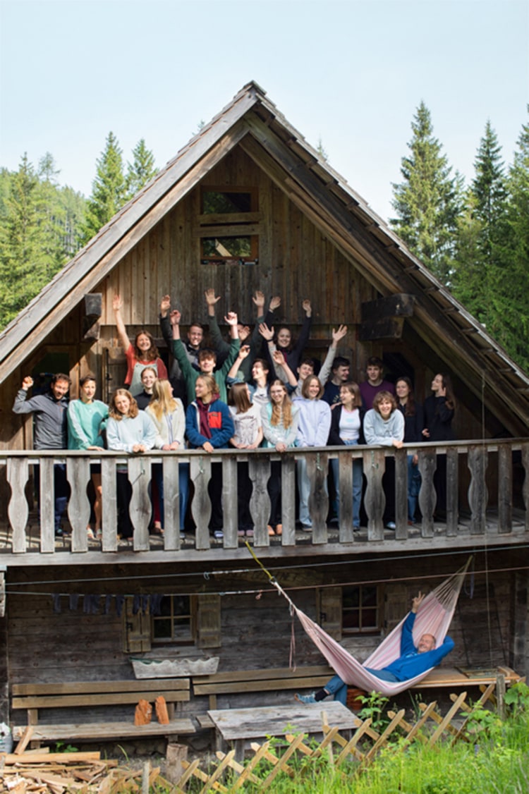 <p>Der Jahrgang 2024 des Klassenzimmers auf der Alm!</p>