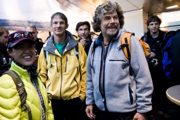 Walk of Fame: Oh Eun Sun, Steve House und Reinhold Messner sind abmarschbereit (v.li., Foto: IMS).