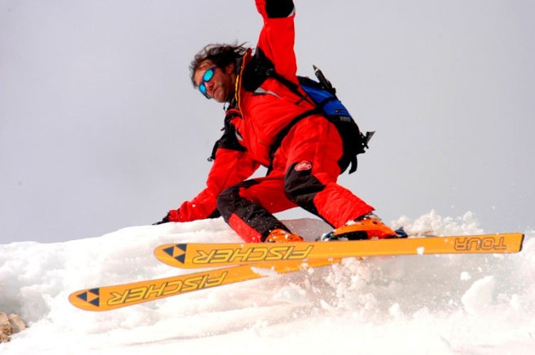 Kammerlanders Spezialität: Mit den Steigeisen rauf, auf Ski wieder runter.