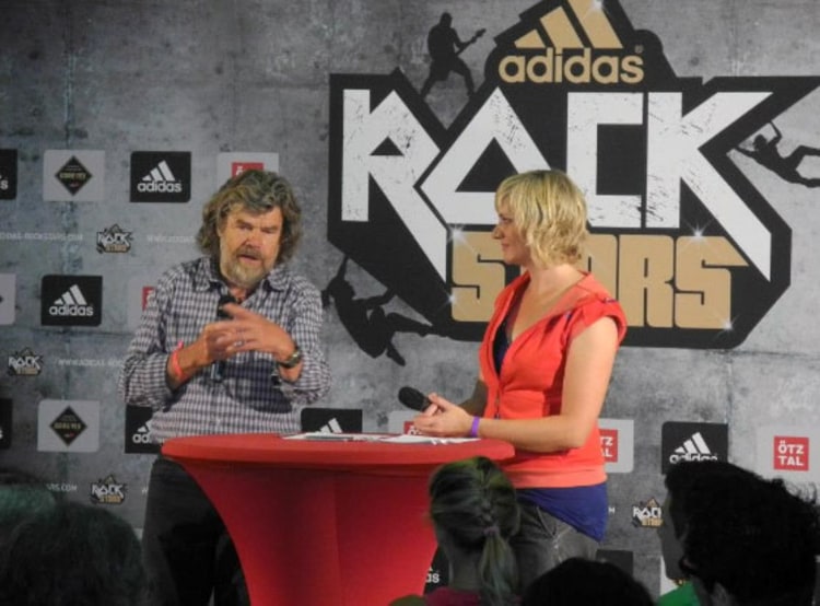 Auch dabei: Reinhold Messner im Gespräch mit Katharina Habermann von Adidas (Foto: adidas).