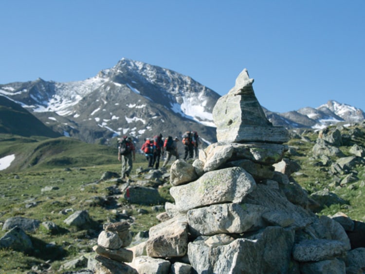 Ötzi geleiteten keine Steinmännchen über die Alpen.