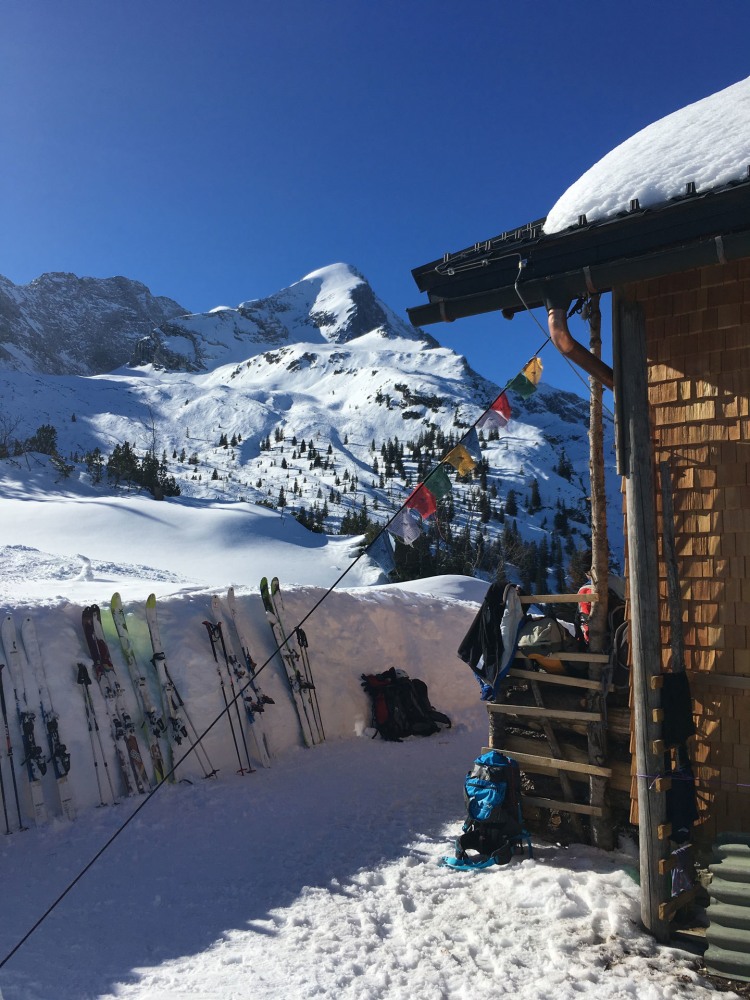 <p>Zwei beliebte Tourenziele: Stuibenhütte und Alpspitze</p>