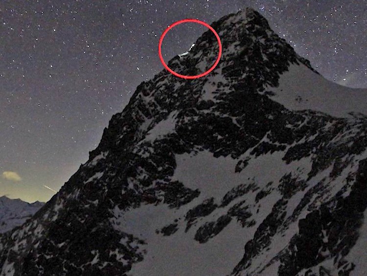 <p>Aufnahme vom Stüdlgrat aus der Todesnacht.</p>