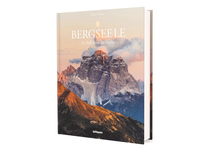 <p>Unser "Buch des Monats" im August: "Bergseele - Zu Fuß über die Alpen" von Miriam Mayer.</p>