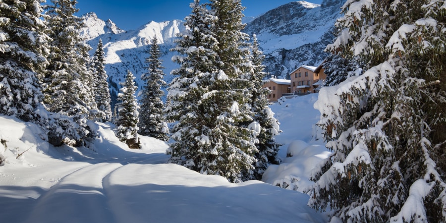 Basecamps im Schnee: Berghütten für die Skitouren-Saison