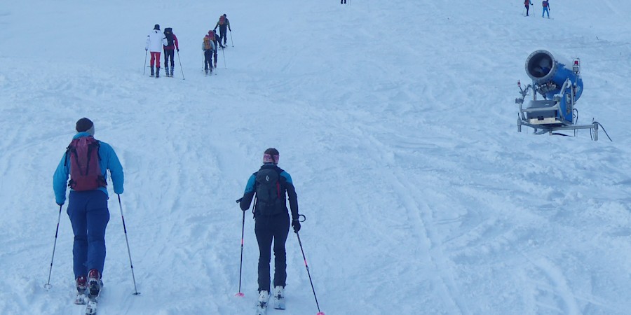 DAV: Acht Appelle für Pistenskitouren im Winter