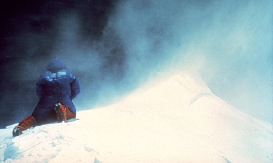 <p>Historisch: Peter Habeler im Aufstieg zum</p><p>Südgipfel des Mount Everest (1978).</p>