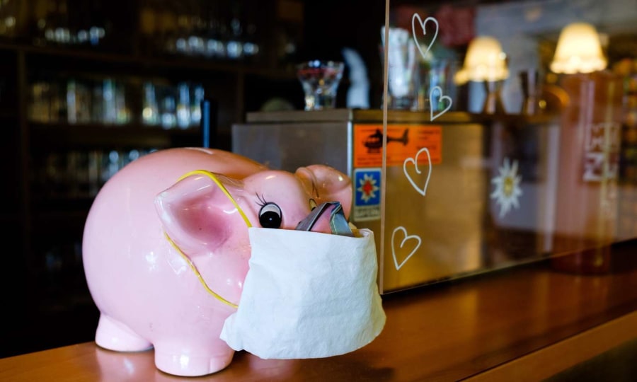 <p>Trinkgeld-Schwein auf der Priener Hütte. </p>