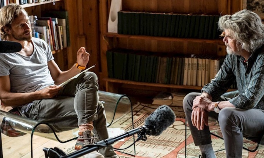 <p>Andreas Haslaueer im Interview mit Reinhold Messner. </p>