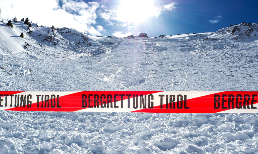 <p>Drama am  Jochgrubenkopf: Hier konnten am 15. März vier Tourengeher aus der Schweiz nur noch tot aus den Schmeemassen geborgen werden.</p>
