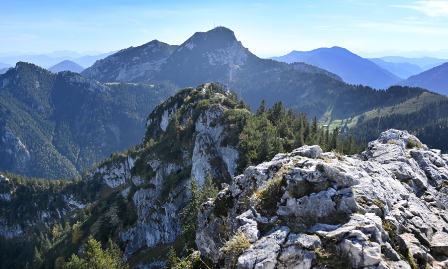 <p>Blick vom Breitenstein auf den Wendelstein</p>