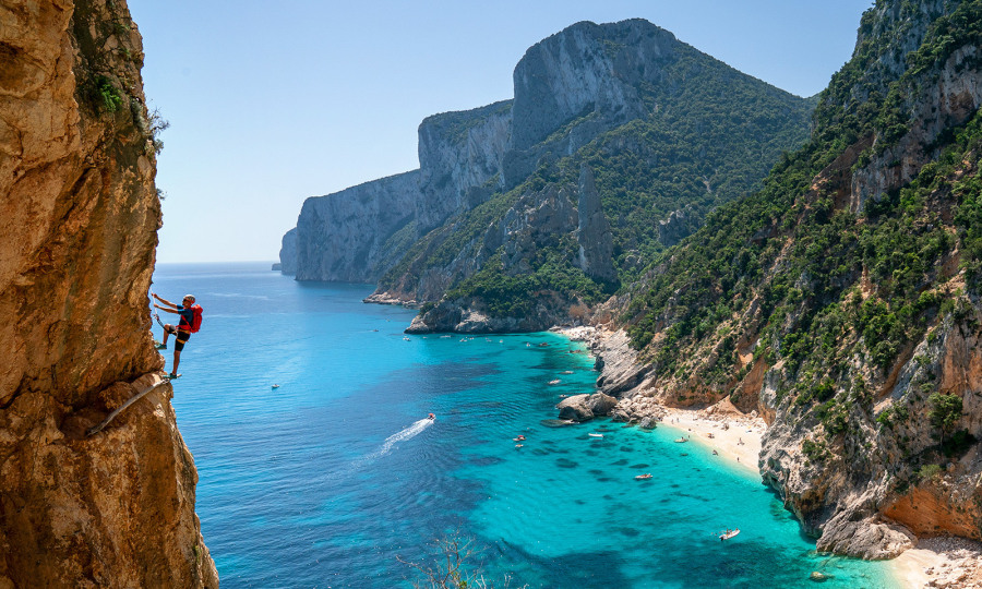 <p>Klettern hoch über dem Mittelmeer: Der Selvaggio Blu</p>