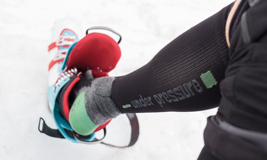<p>ALPIN-Fotografin Birgit Gelder "frisst" im Winter Höhenmeter mit Ski. Da muss die Socke viel mitmachen.</p>