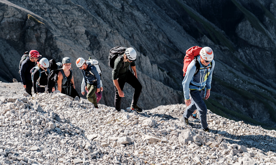 <p>Eine professionell geführte Wanderung unterschiedet sich stark von der privaten Tour mit Freunden.</p>