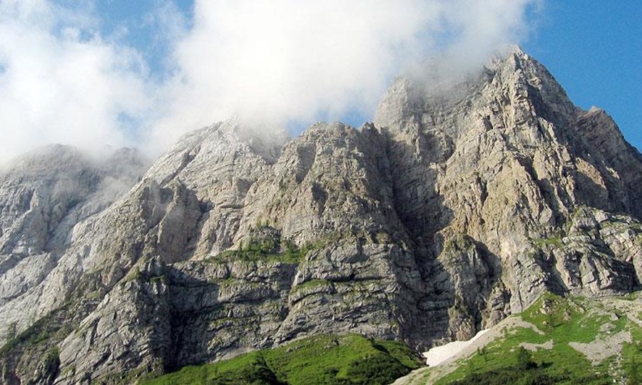 <p>Die "Kellerwand". <strong>Karnische Alpen – ein Gebirge voller Kostbarkeiten. 3.7., 3sat</strong></p>