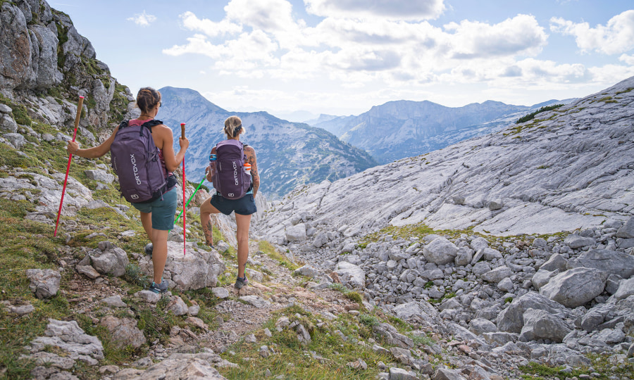 <p>Grenzgängerinnen: Von Oberösterreich geht‘s in die Steiermark auf die Pühringer Hütte am Elmsee. </p>