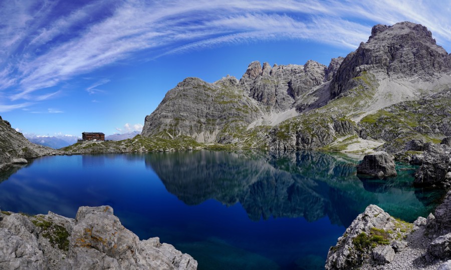 <p>Karlsbader Hütte</p>