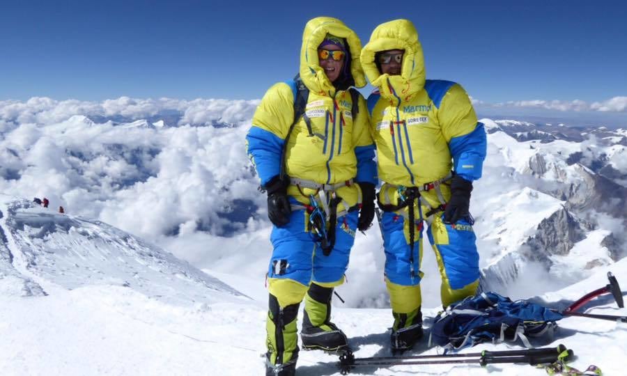 <p>Oben: Alix von Melle und Luis Stitzinger am Gipfel des Manaslu (8163m).</p>